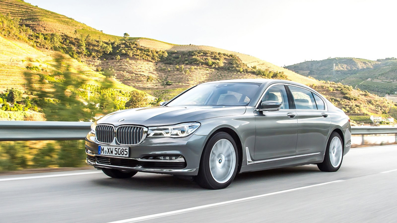 Illustration for article titled Here Is A Very Bad Review Of A Very Good Car, The 2016 BMW 7 Series